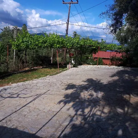 Feriehus Paradise In Lefkas